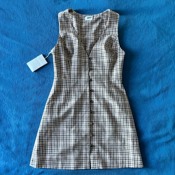 Wilfred Dresses & Skirts - Aritzia ‘Suri’ Dress